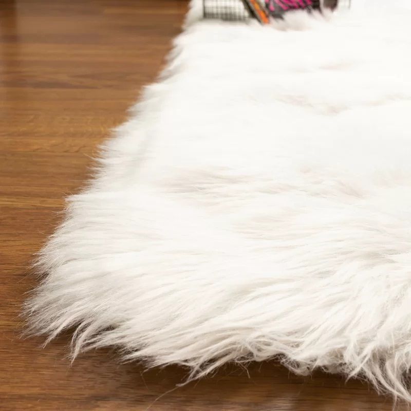 Walmer White Area Rug thumbnail 3