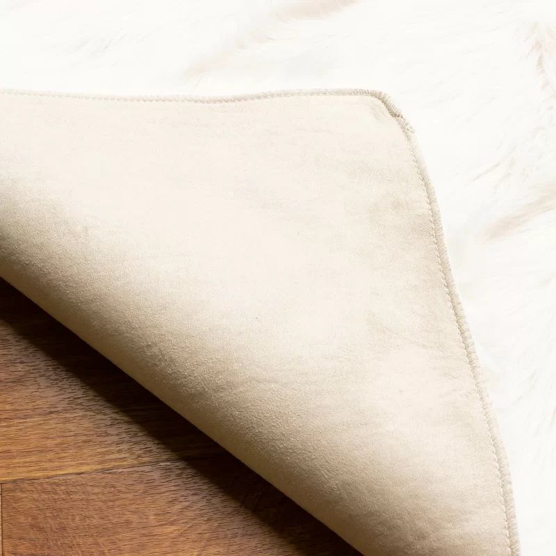 Walmer White Area Rug thumbnail 4