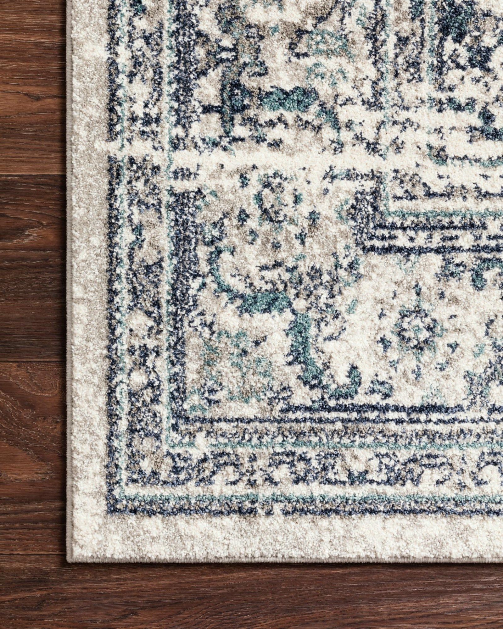 Joaquin Joa One Area Rug-5'.3"x7'.8" thumbnail 3