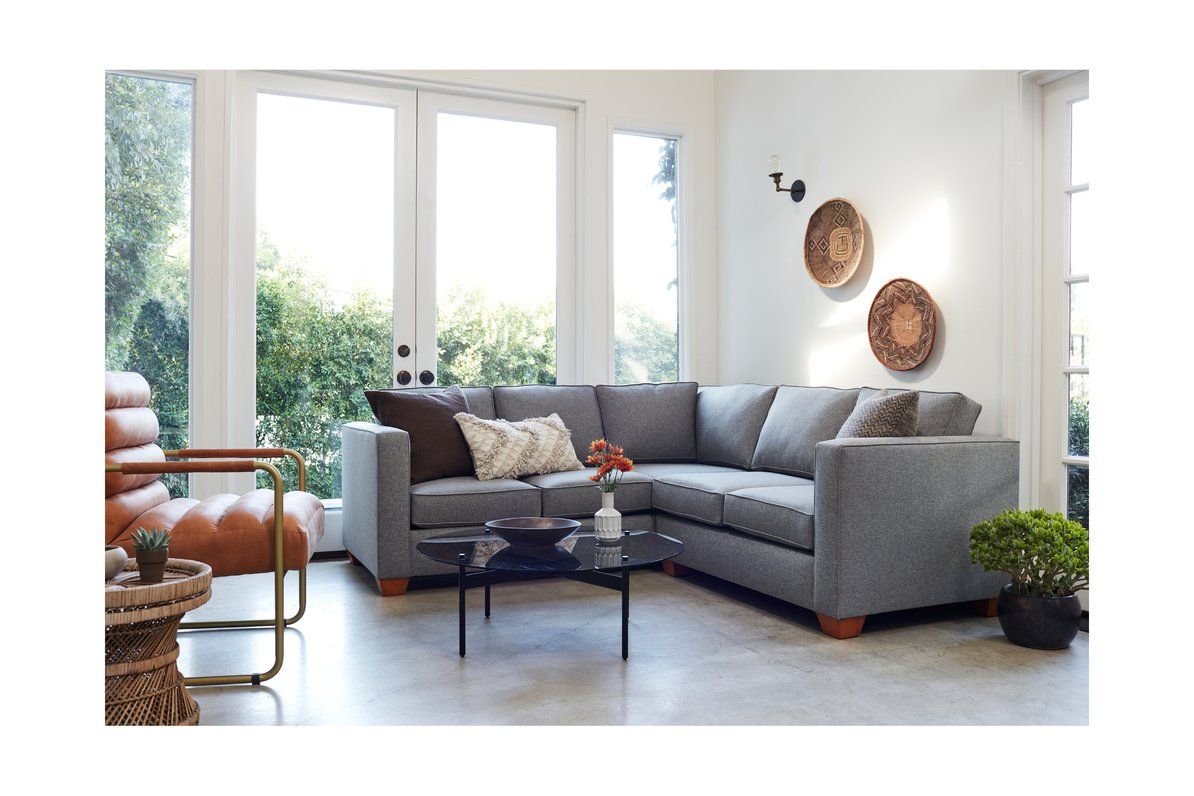 Catalina Sleeper L Sectional thumbnail 3