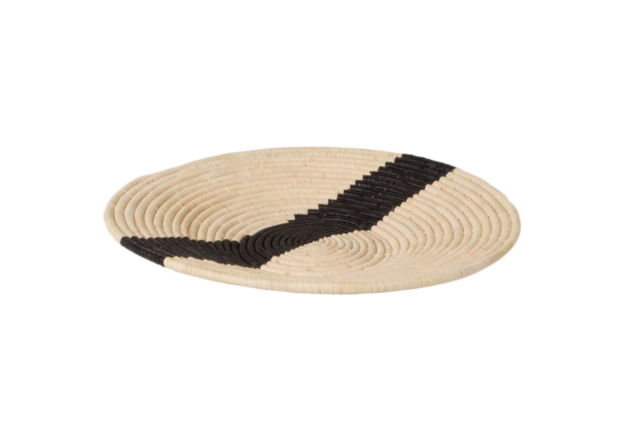 Natural Raffia Woven Wall Art Plate thumbnail 3