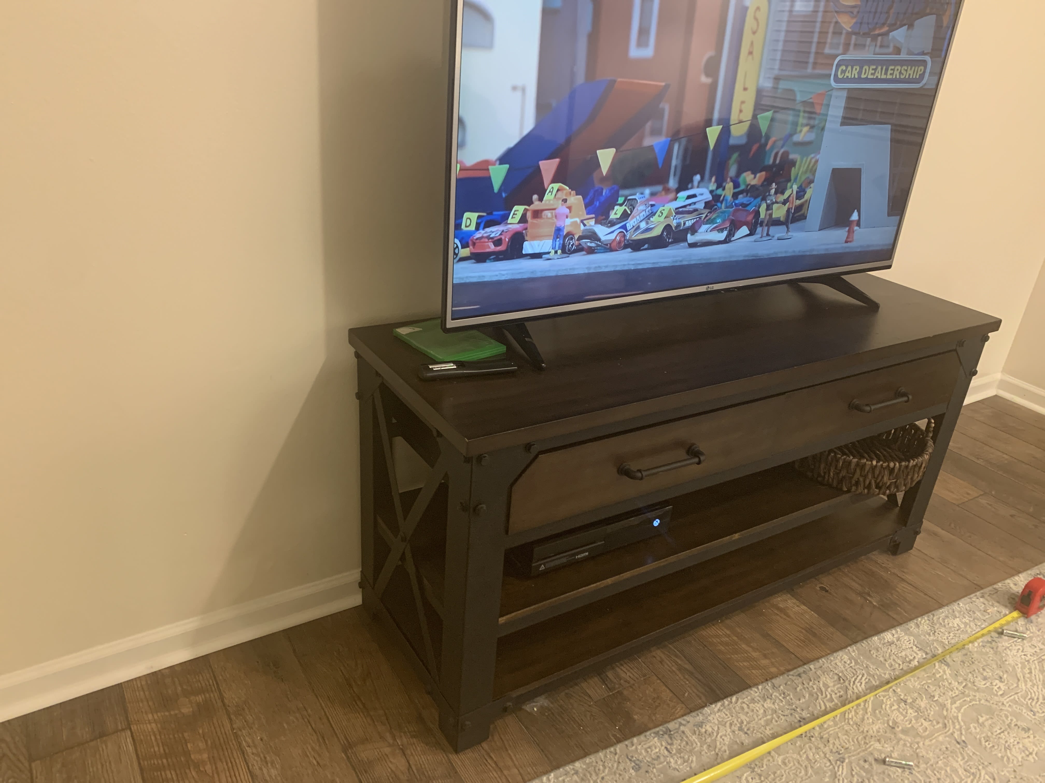 Customer TV Console thumbnail 3