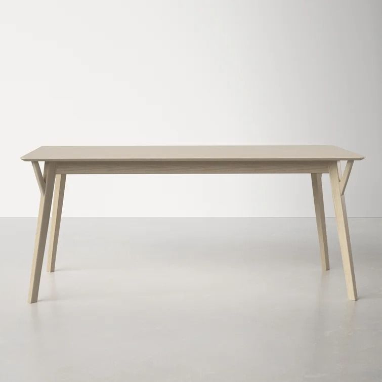 Hitchin Dining Table thumbnail 3