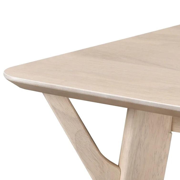 Hitchin Dining Table thumbnail 5