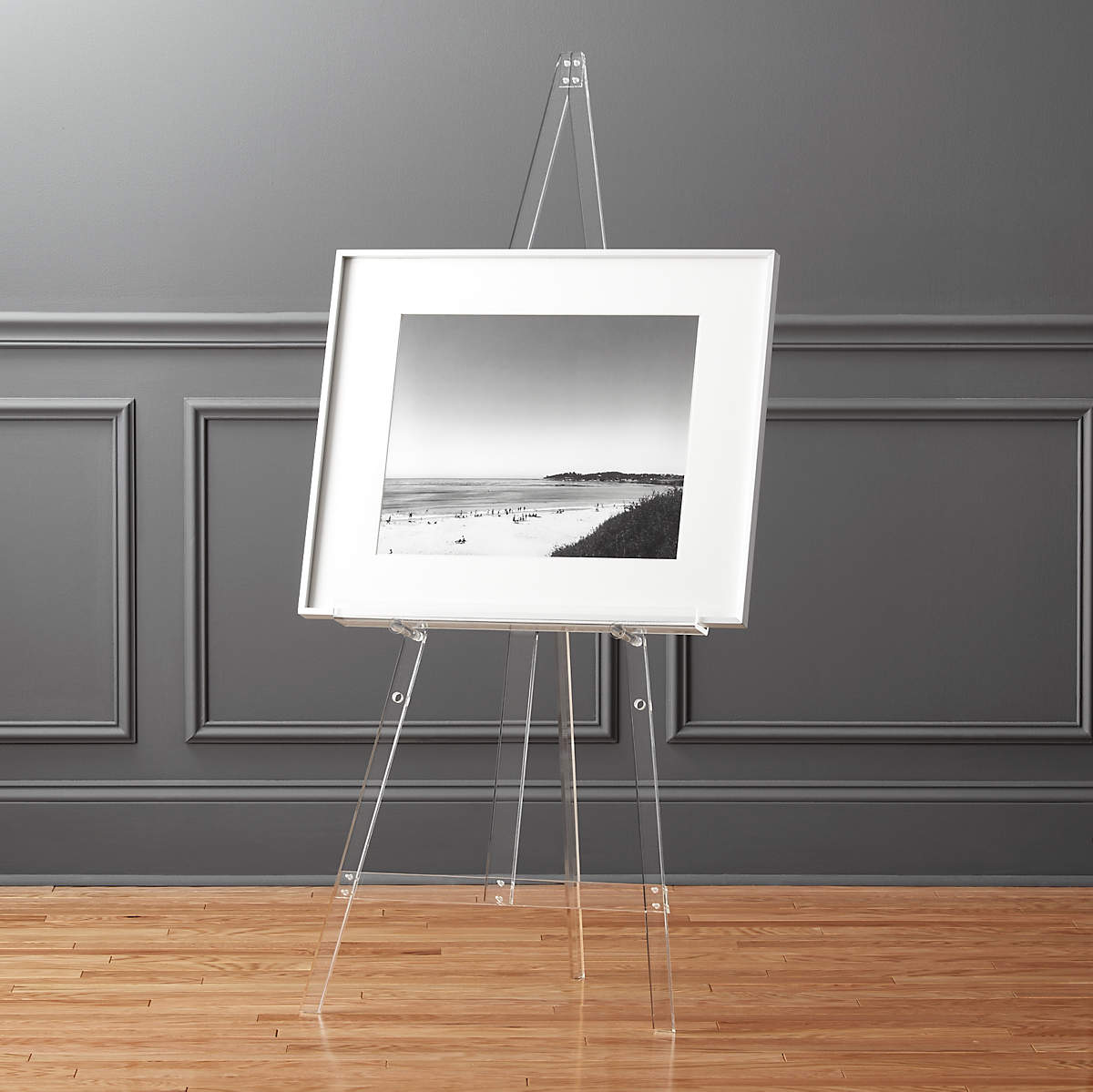 Acryclic Tripod Stand thumbnail 2