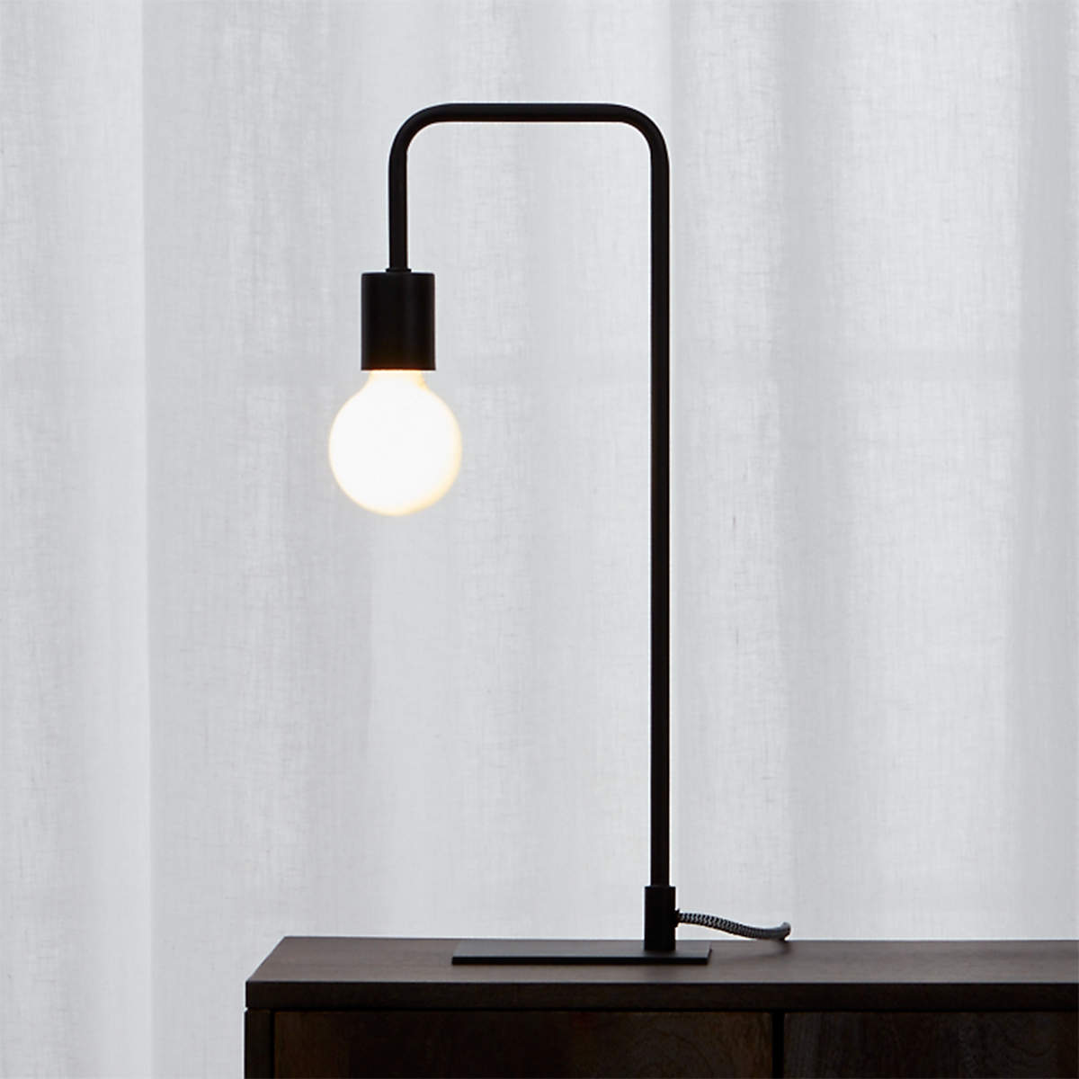Arc Black Table Lamp thumbnail 2