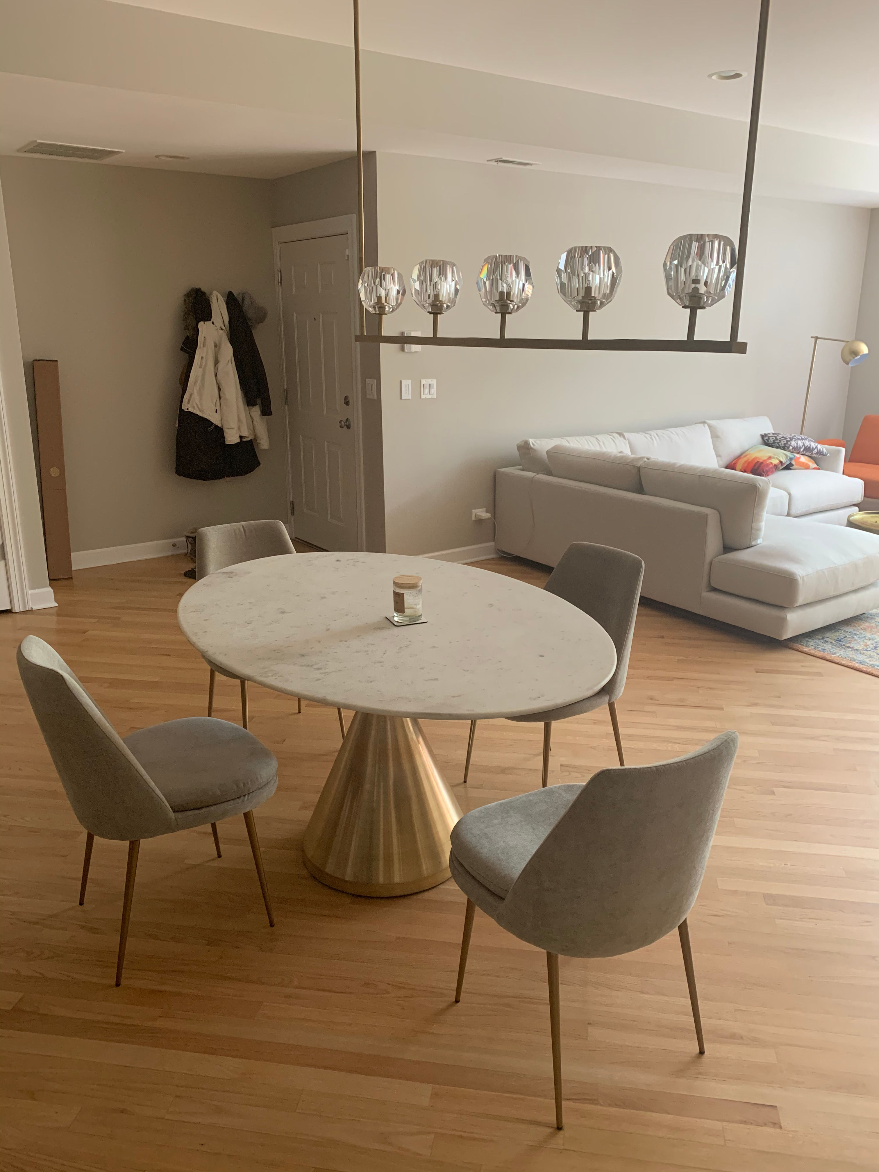Customer_Dining_Chairs thumbnail 2
