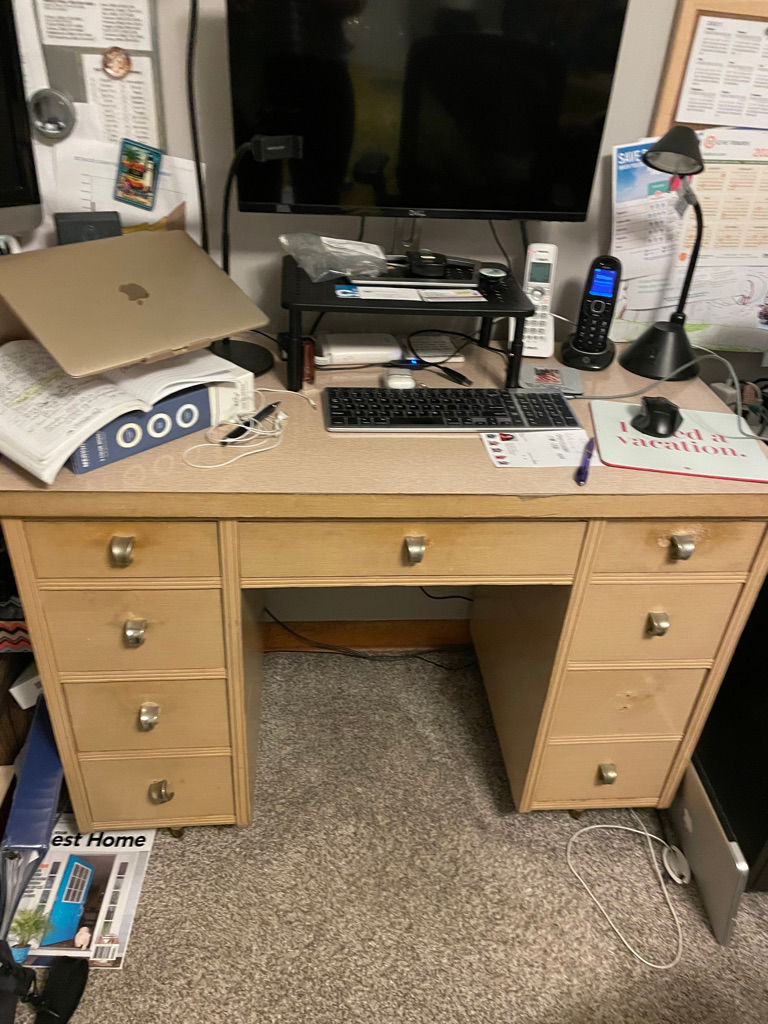customer DESK thumbnail 4