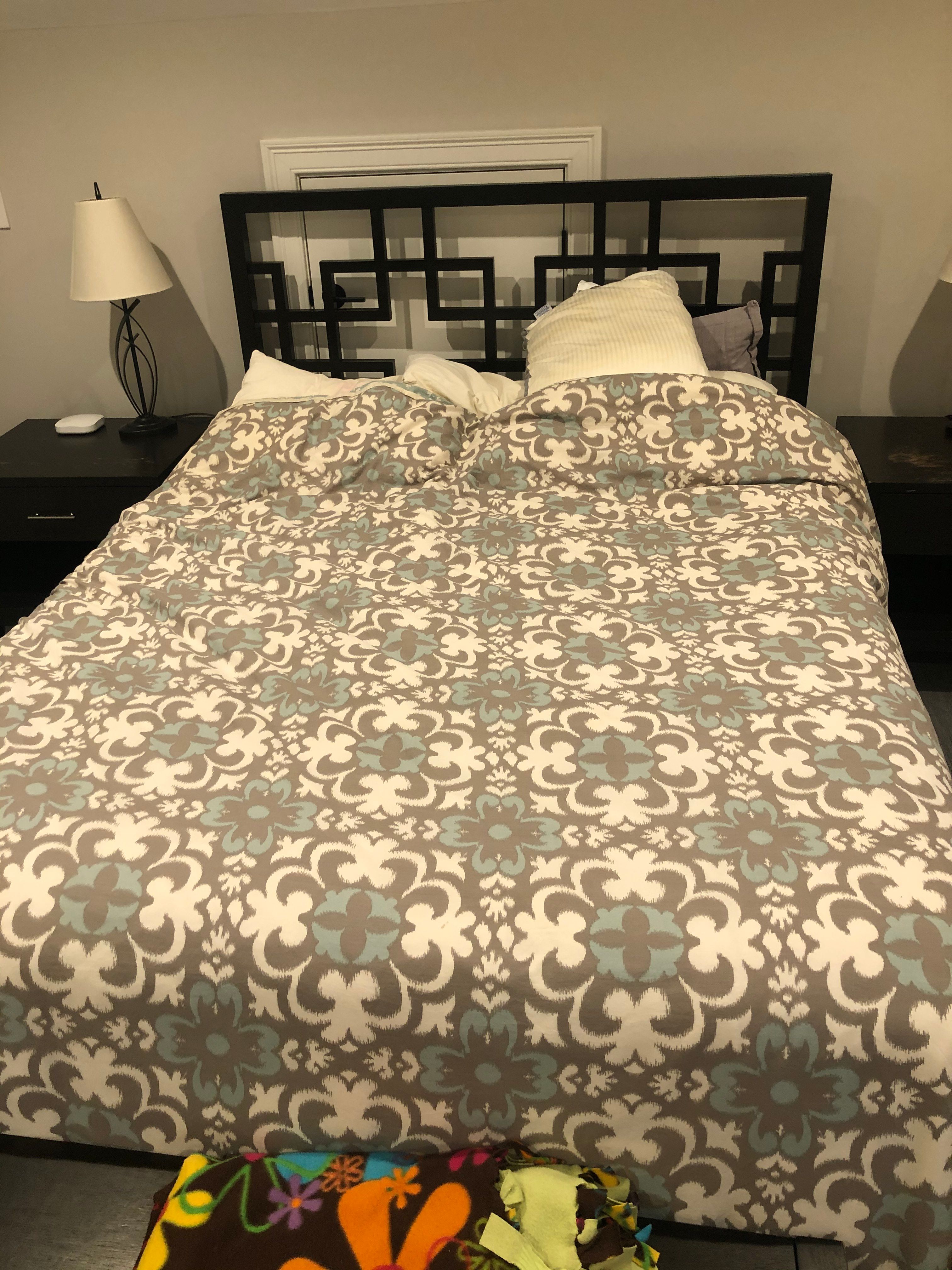 Customer Bed thumbnail 4
