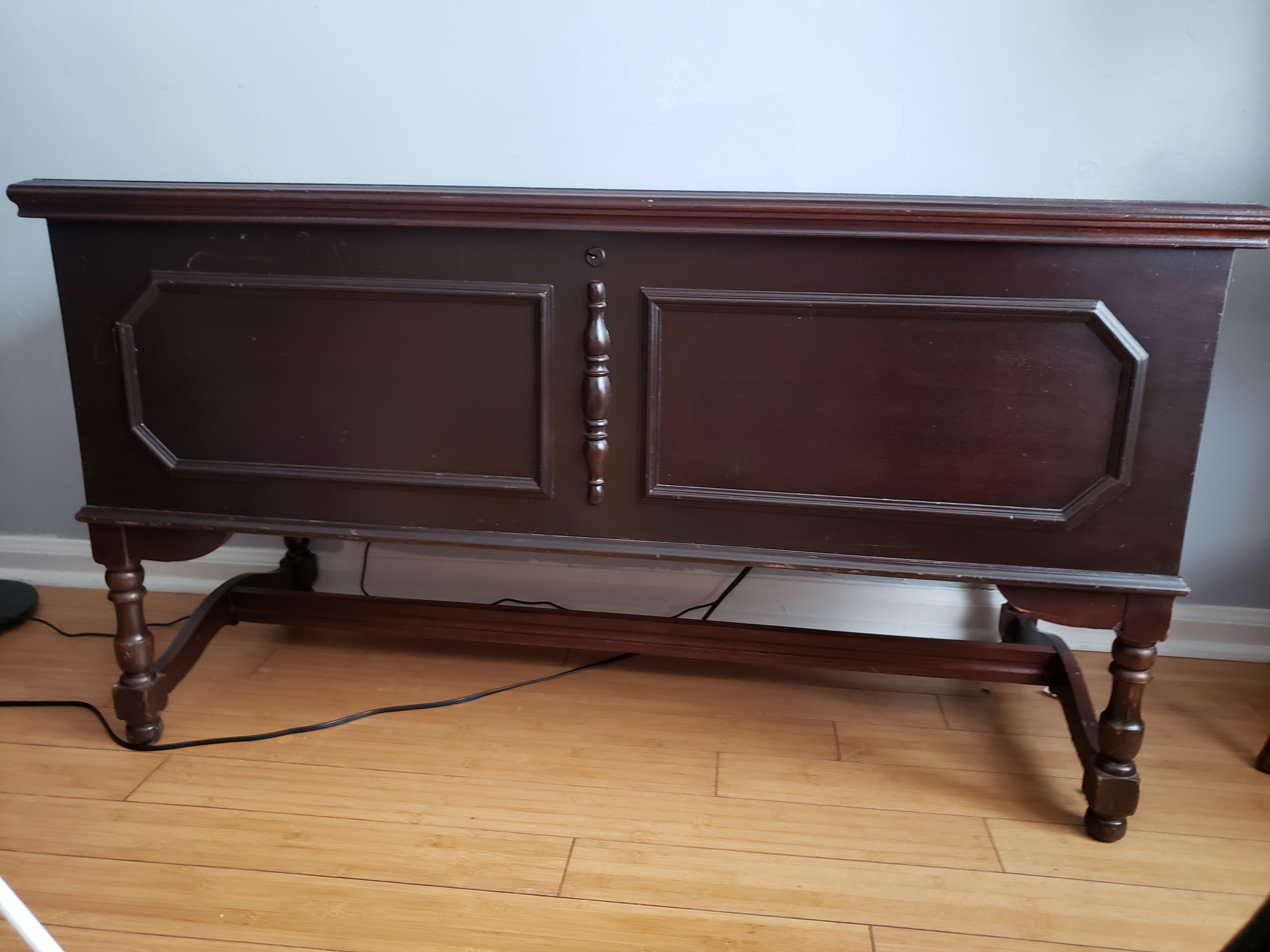 Customer Product Sideboard thumbnail 2