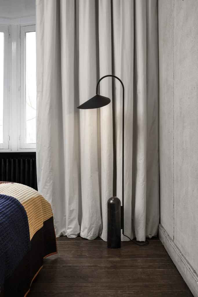 Arum Floor Lamp in Various Colors thumbnail 2