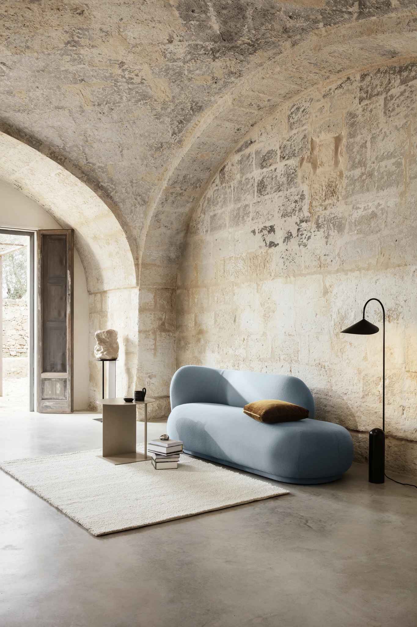 Arum Floor Lamp in Various Colors thumbnail 3