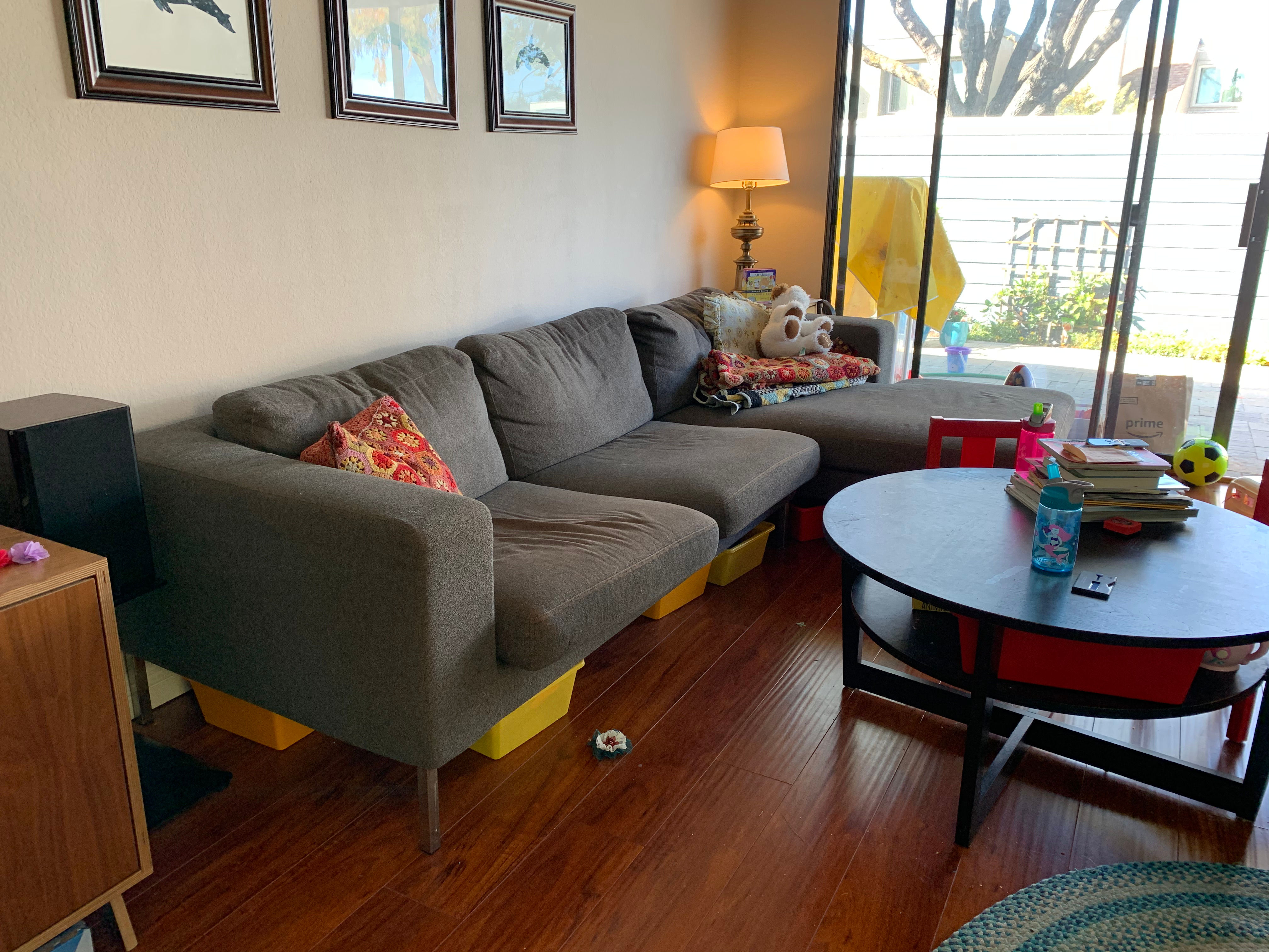 Customer sofa thumbnail 3