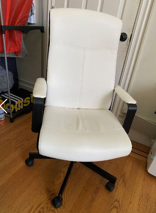 customer chair thumbnail 4