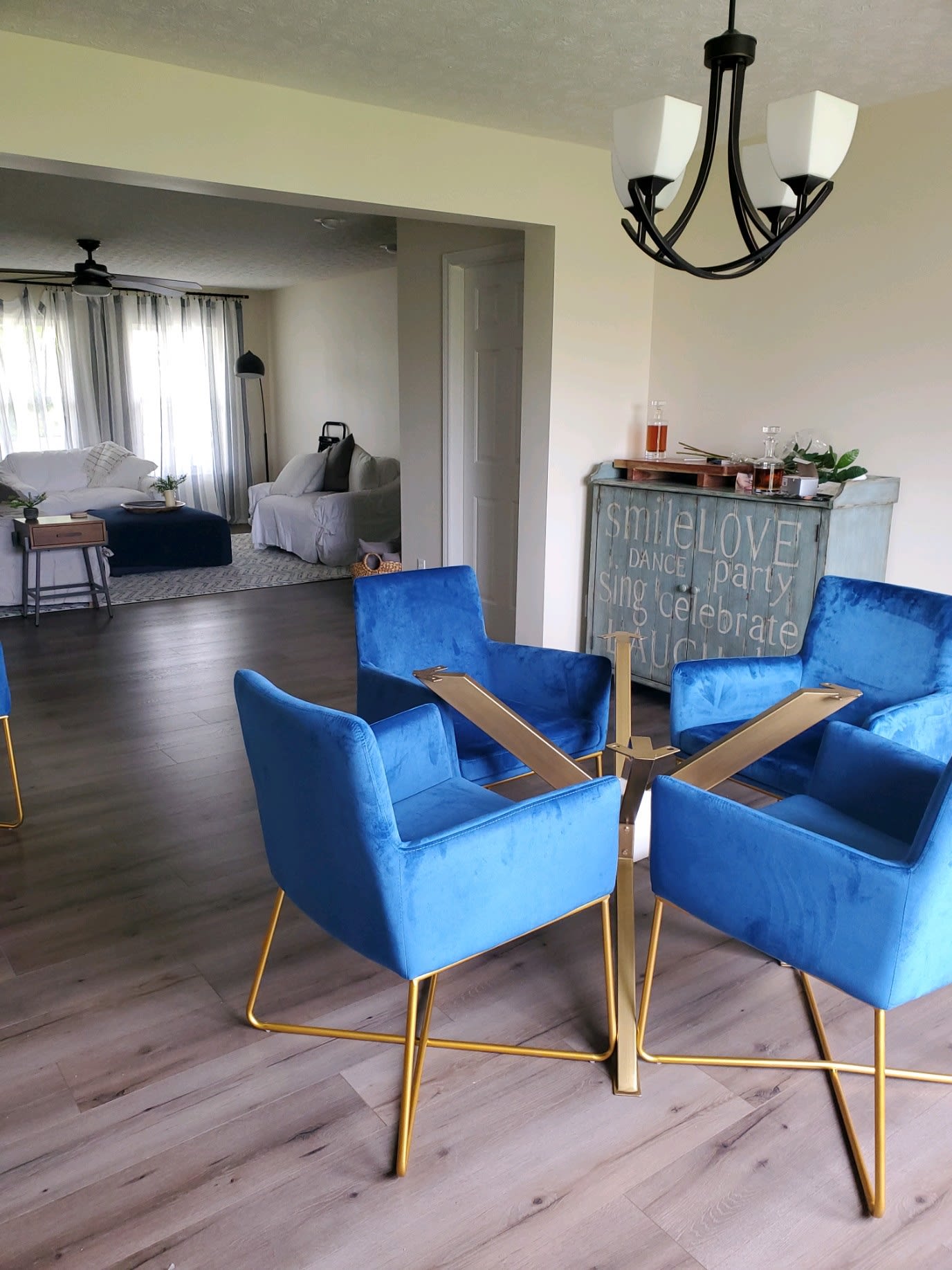 Customer_Dining Chair thumbnail 4