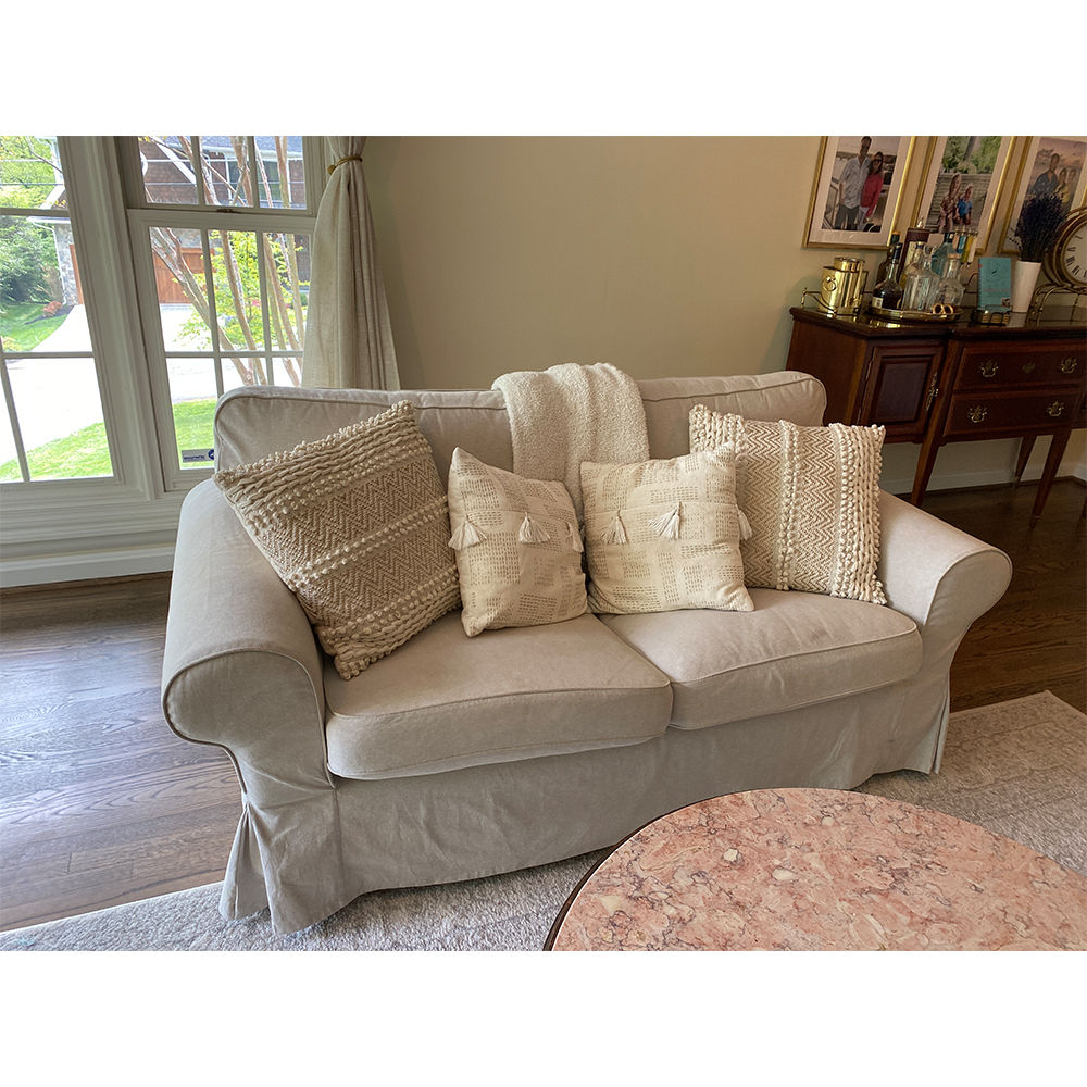 Customer Product Couch thumbnail 4