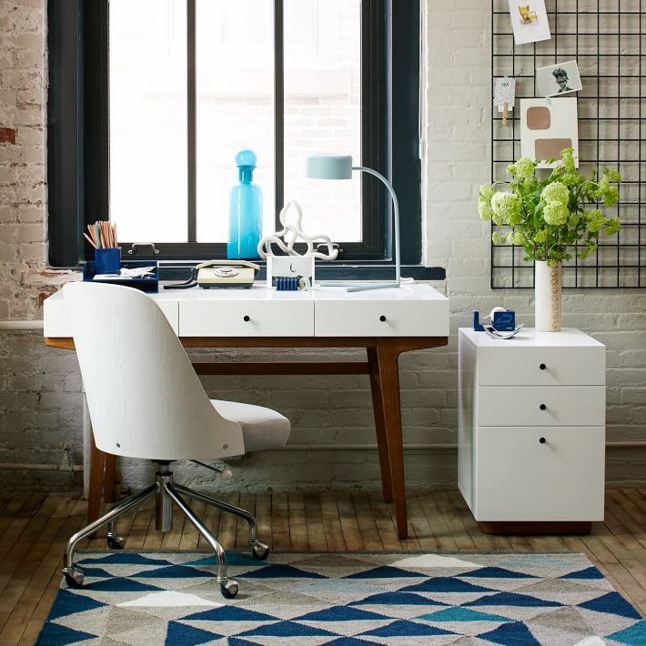Modern Desk thumbnail 5