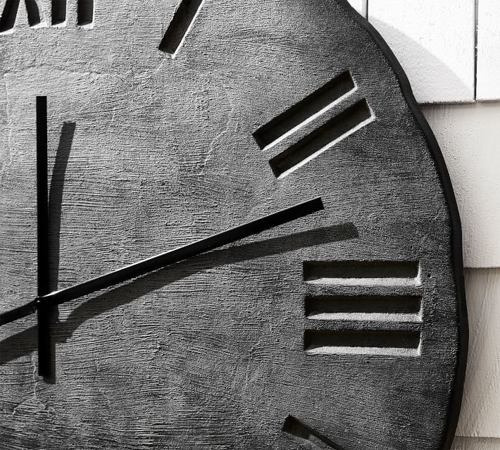 Keystone Outdoor Wall Clock thumbnail 3