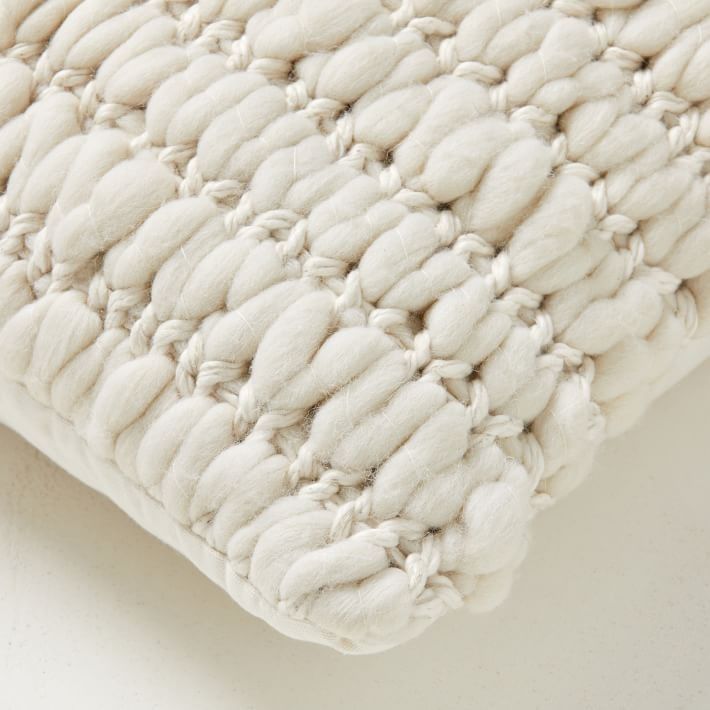Chunky Knit Pillow Cover thumbnail 4