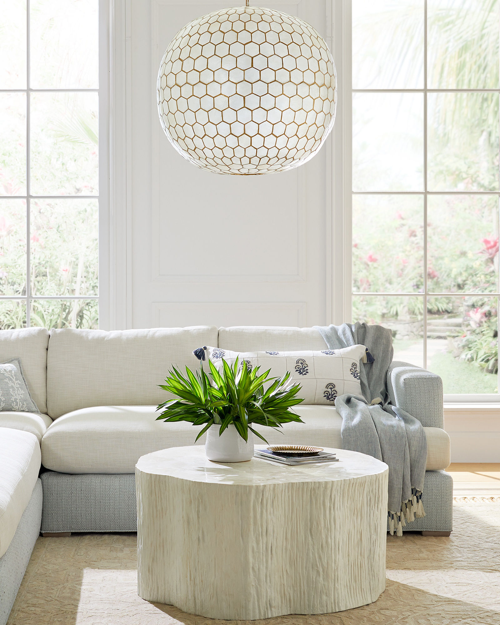 CAPIZ HONEYCOMB CHANDELIER thumbnail 2