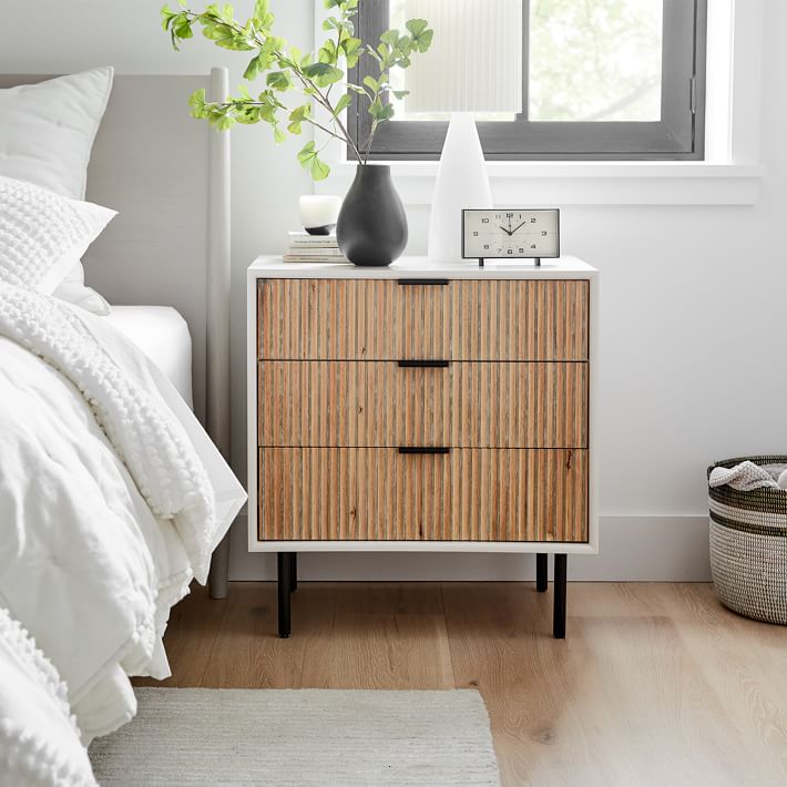 QUINN GRAND NIGHTSTAND thumbnail 3
