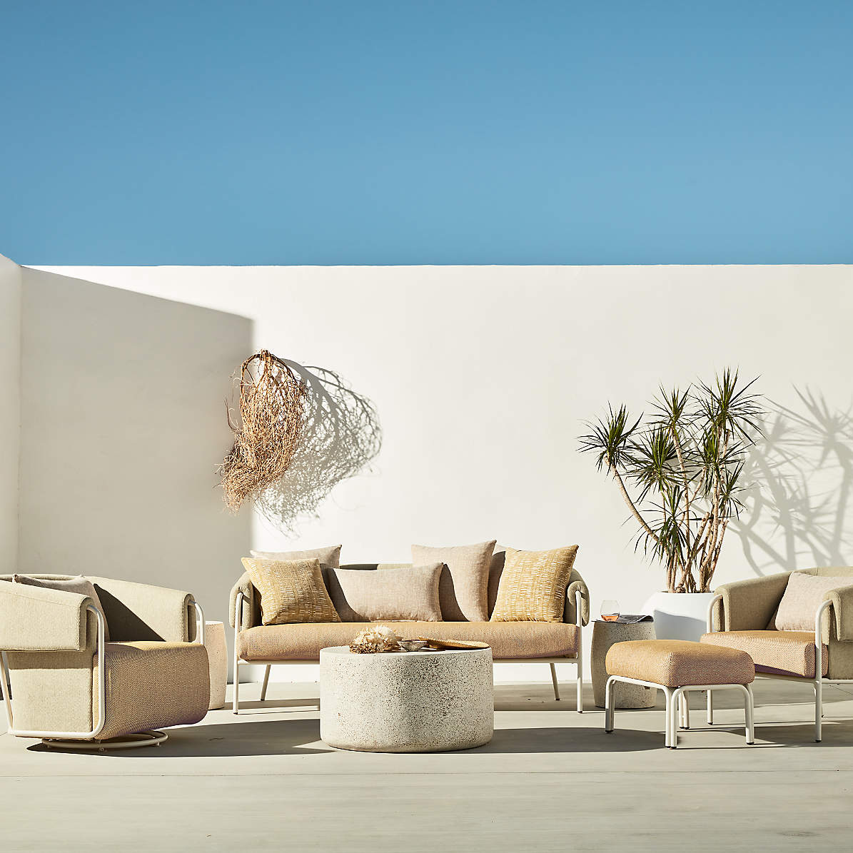 CAMPANA OUTDOOR LOUNGE CHAIR thumbnail 8