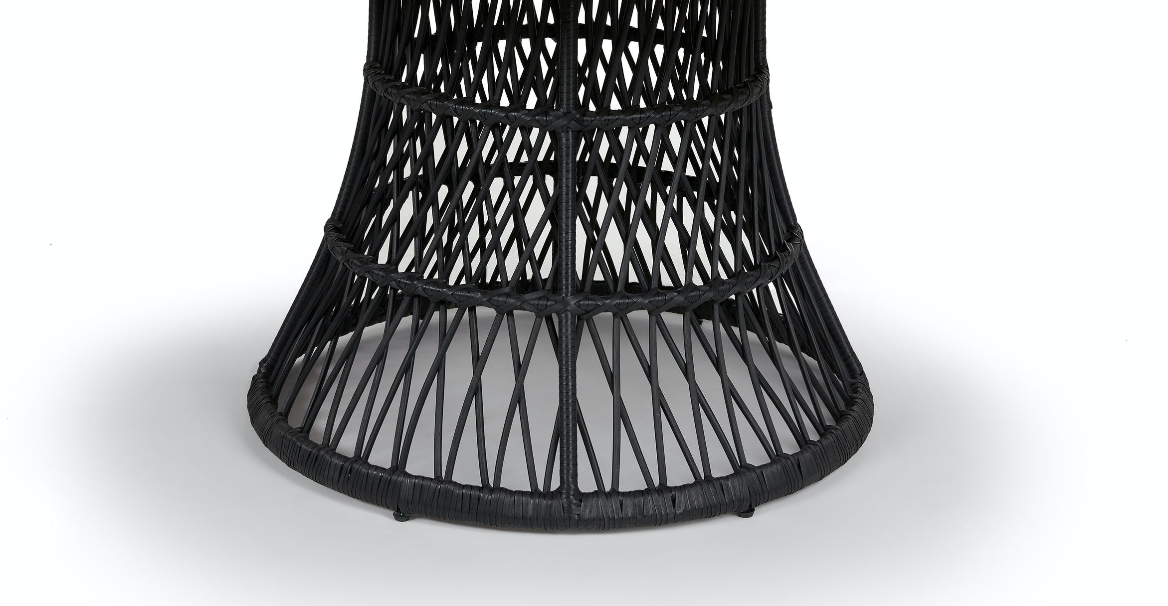CALLIOPE BLACK DINING TABLE thumbnail 6