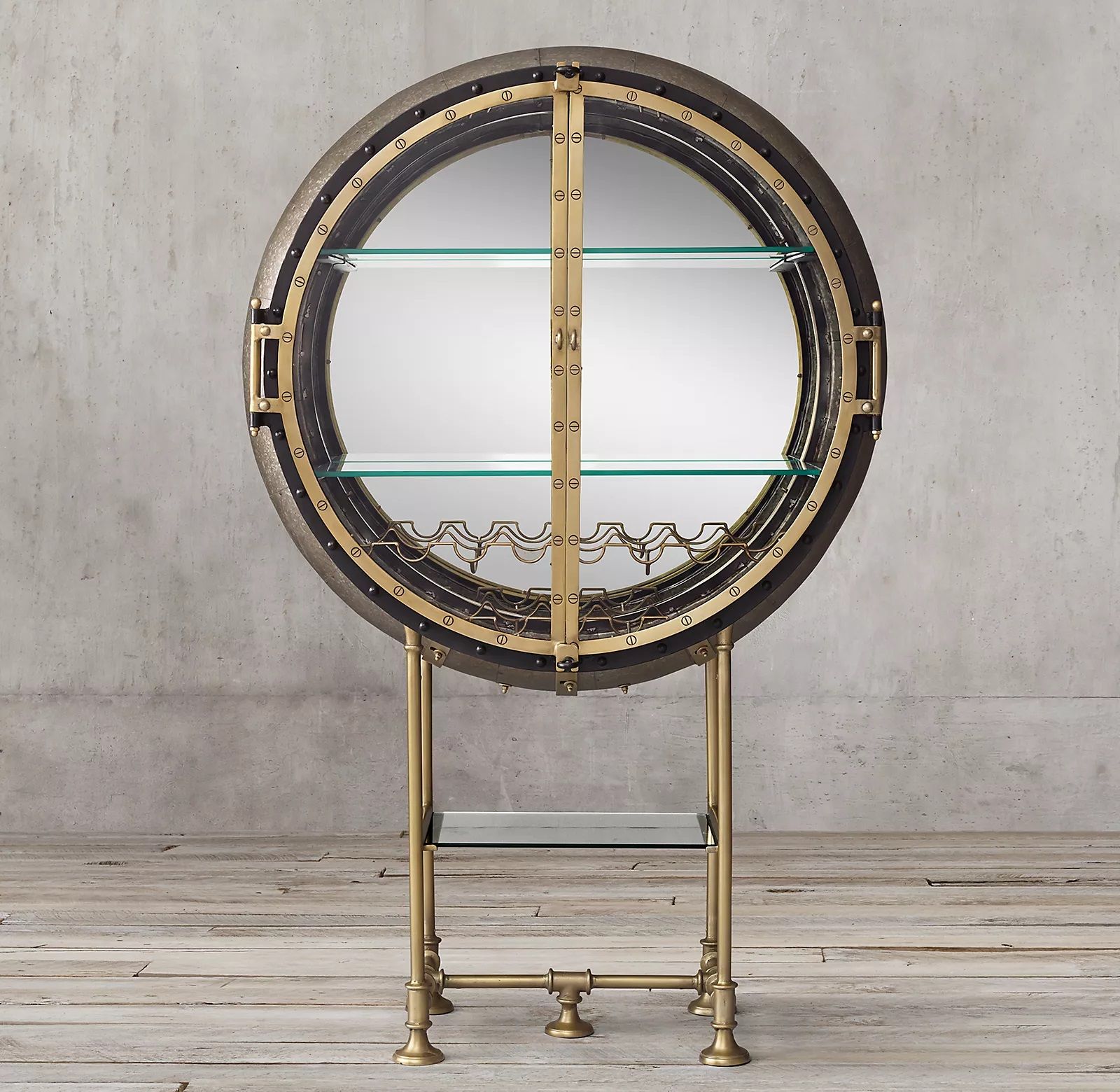 CUSTOMER PORTHOLE BAR thumbnail 2