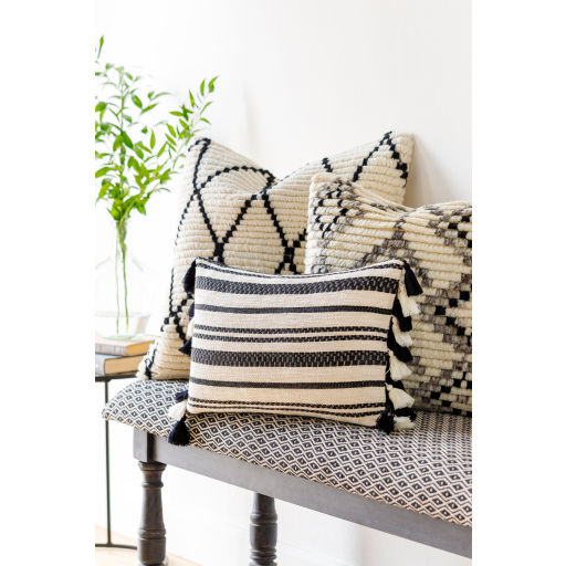 Dia Pillow - 18" x 18" thumbnail 2
