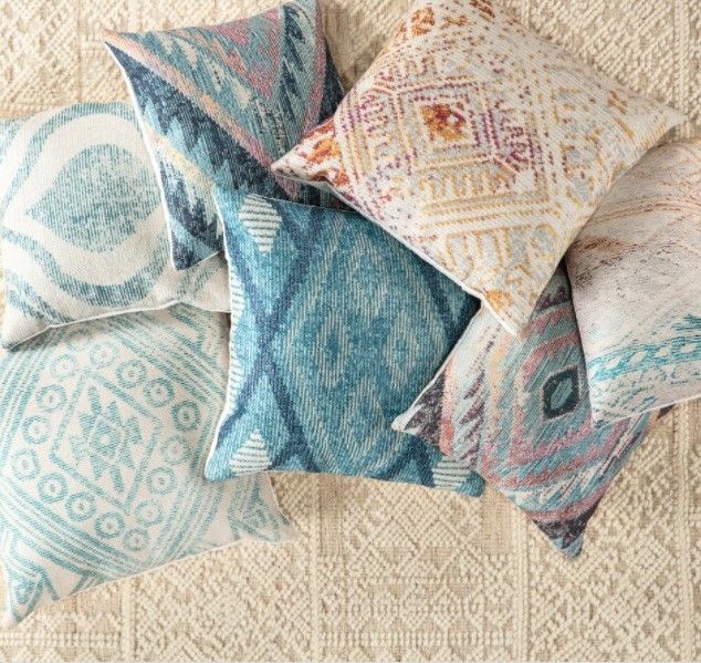 Groove Indoor/ Outdoor Tribal Blue Throw Square Pillow Cover & Insert thumbnail 2