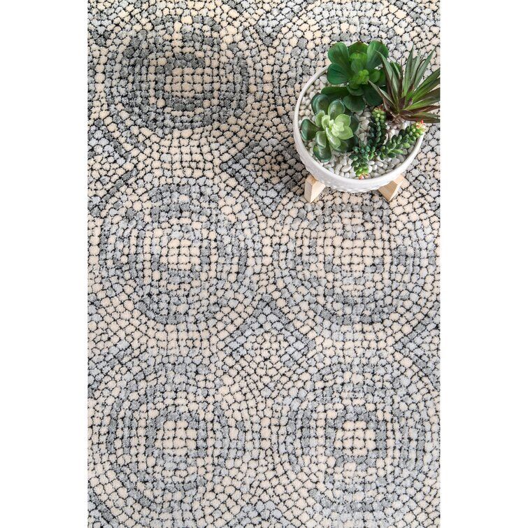 Barstow Geometric Light Gray Area Rug thumbnail 3