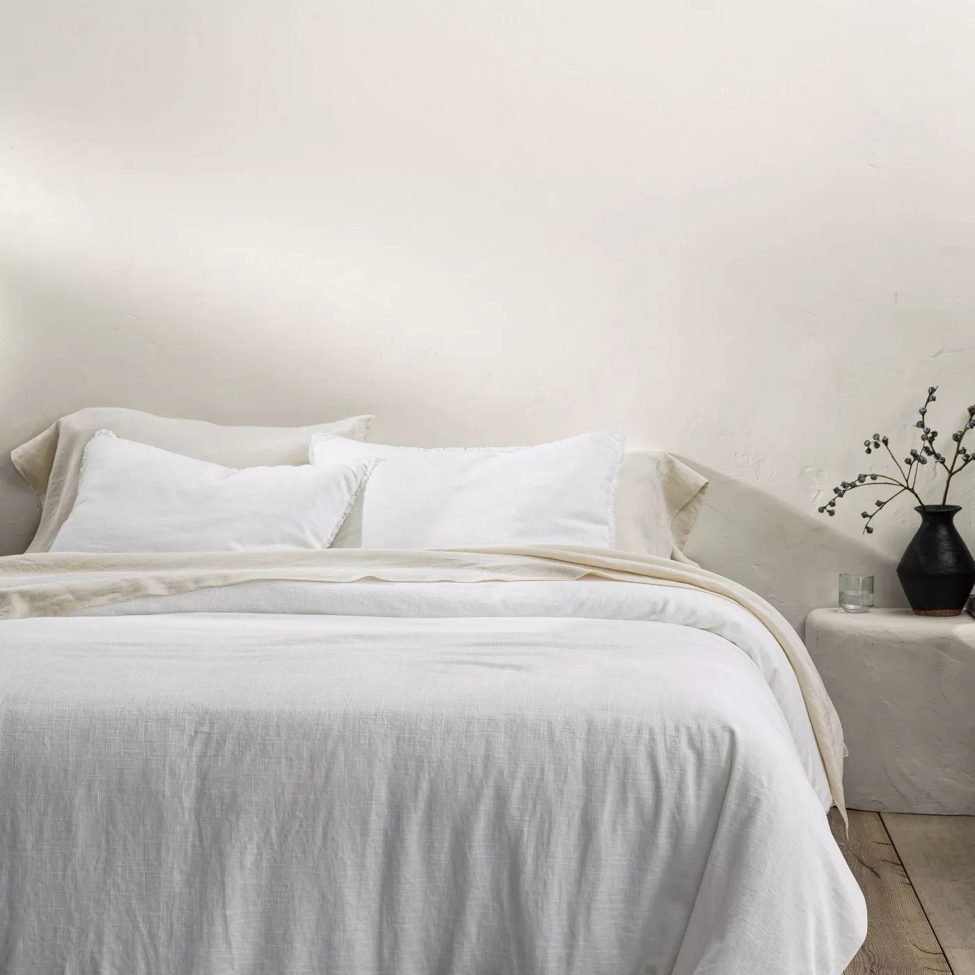 Heavyweight Linen Sham Set with inserts thumbnail 3