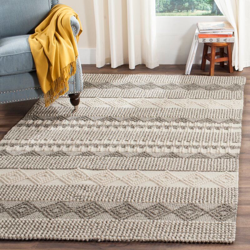 Gifford Striped Handmade Tufted GrayIvory Area Rug-4'x6' thumbnail 2