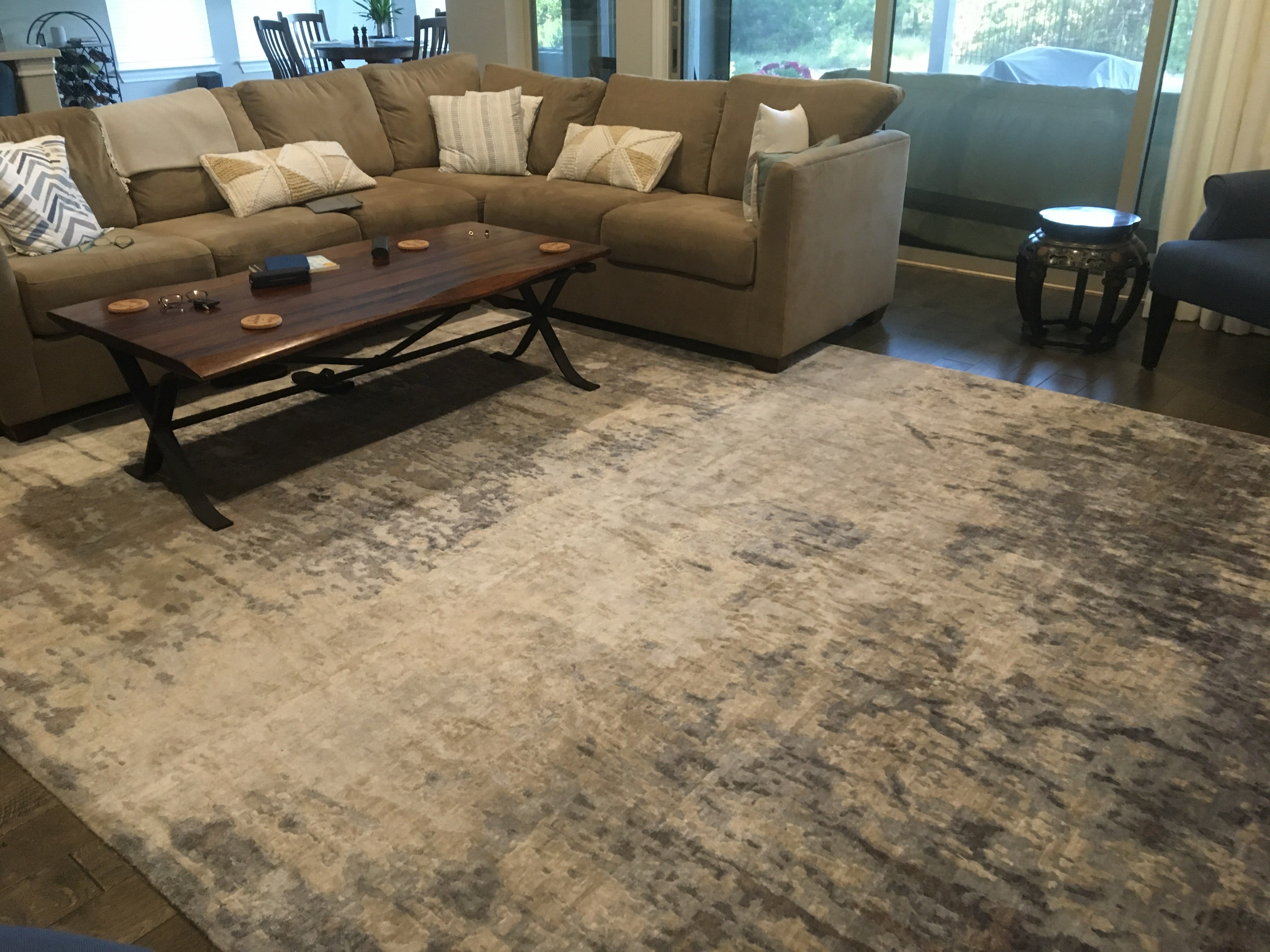 Customer_Rug thumbnail 2