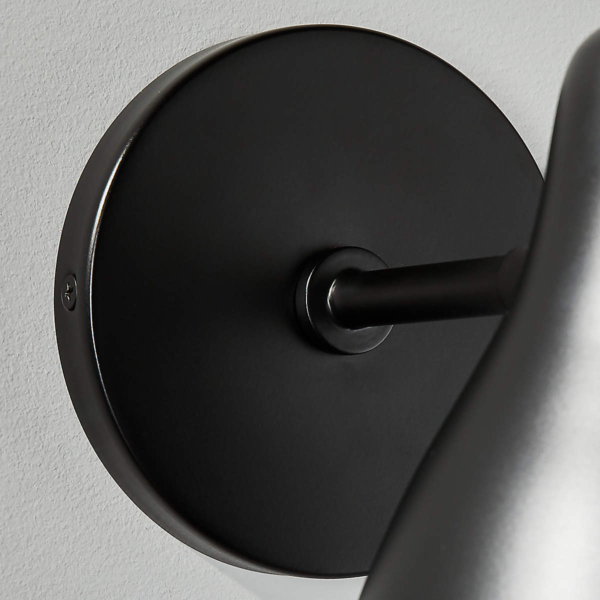 ACE SINGLE BLACK GLOBE WALL SCONCE thumbnail 2