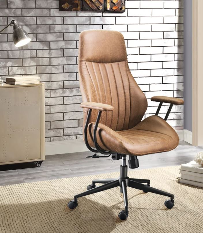 Executive Chair thumbnail 3