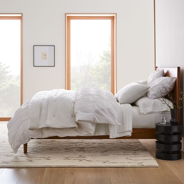 Organic Cotton Pintuck King Sham Set of 2 with insert thumbnail 3
