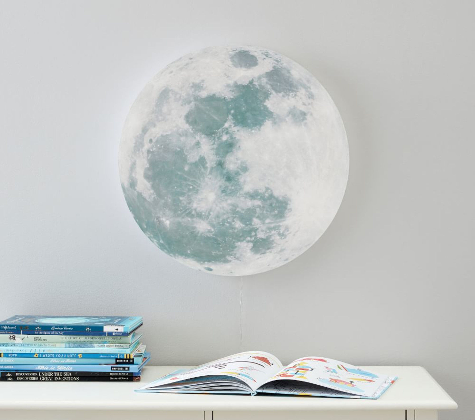 Lit Acrylic Moon thumbnail 2