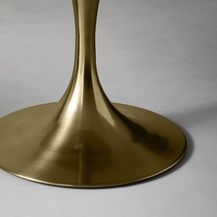 Tulip Pedestal Dining Table thumbnail 3