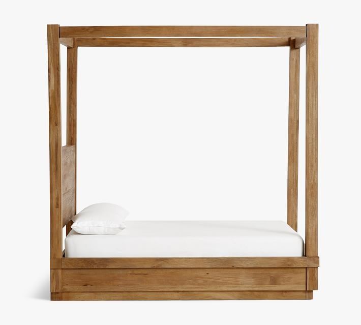Oakleigh Canopy Bed thumbnail 4