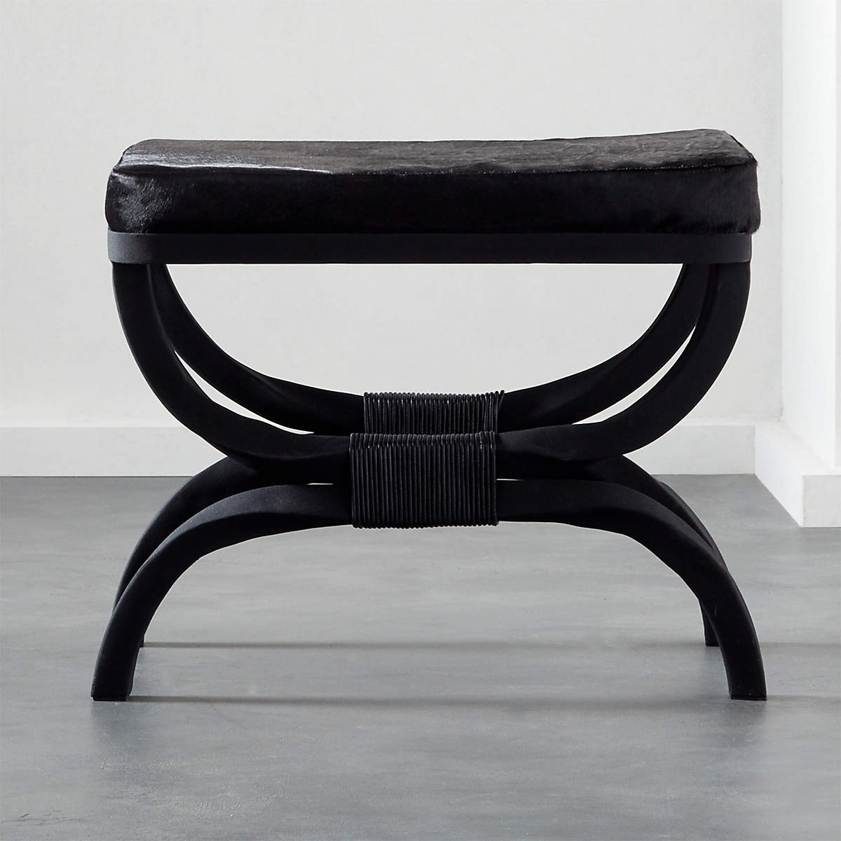 SERPETTE BLACK COWHIDE STOOL thumbnail 7