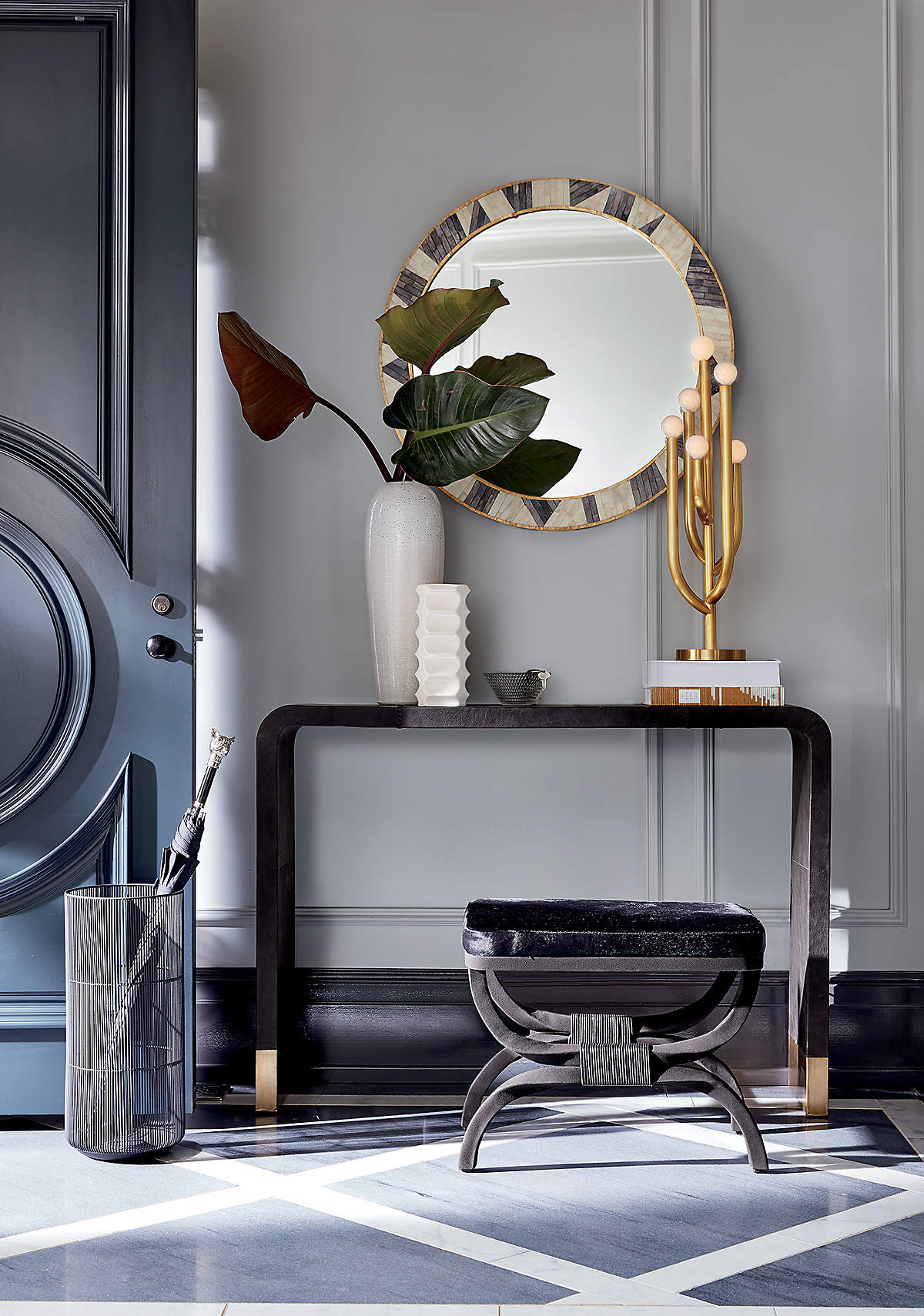 SERPETTE BLACK COWHIDE STOOL thumbnail 8