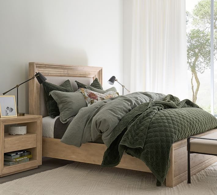 Leon 26 Nightstand thumbnail 2