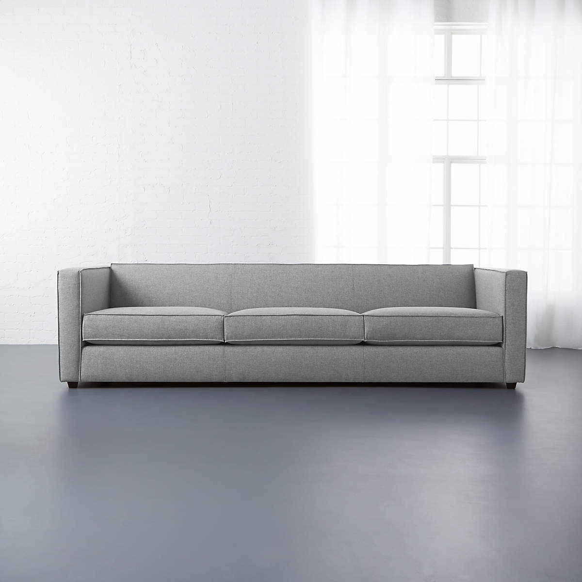 CLUB 3-SEATER SOFA thumbnail 2