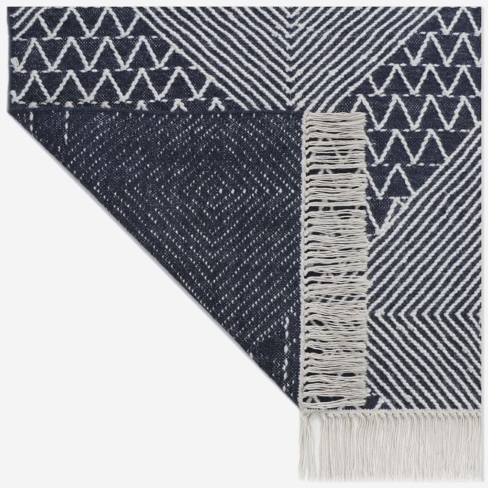 Traced Diamond Rug 2.5'x7' thumbnail 3