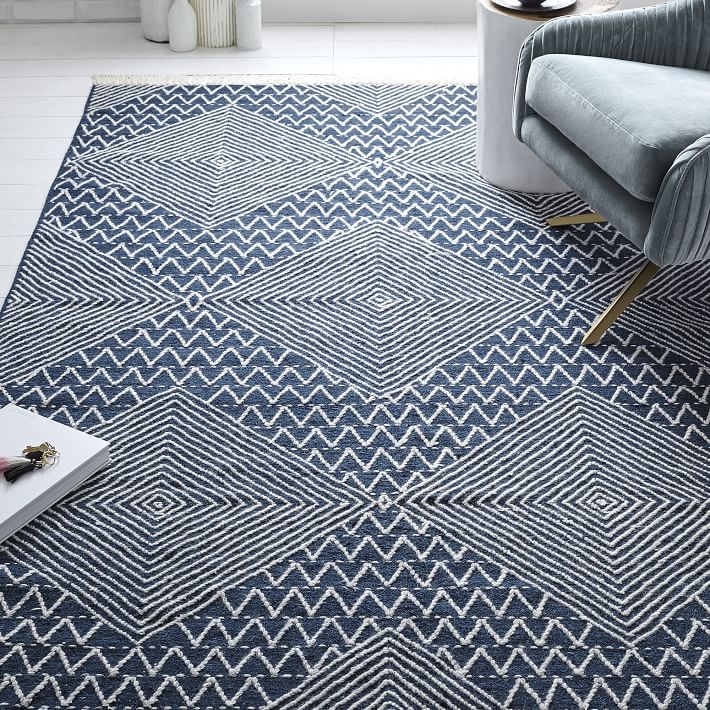 Traced Diamond Rug 2.5'x7' thumbnail 2