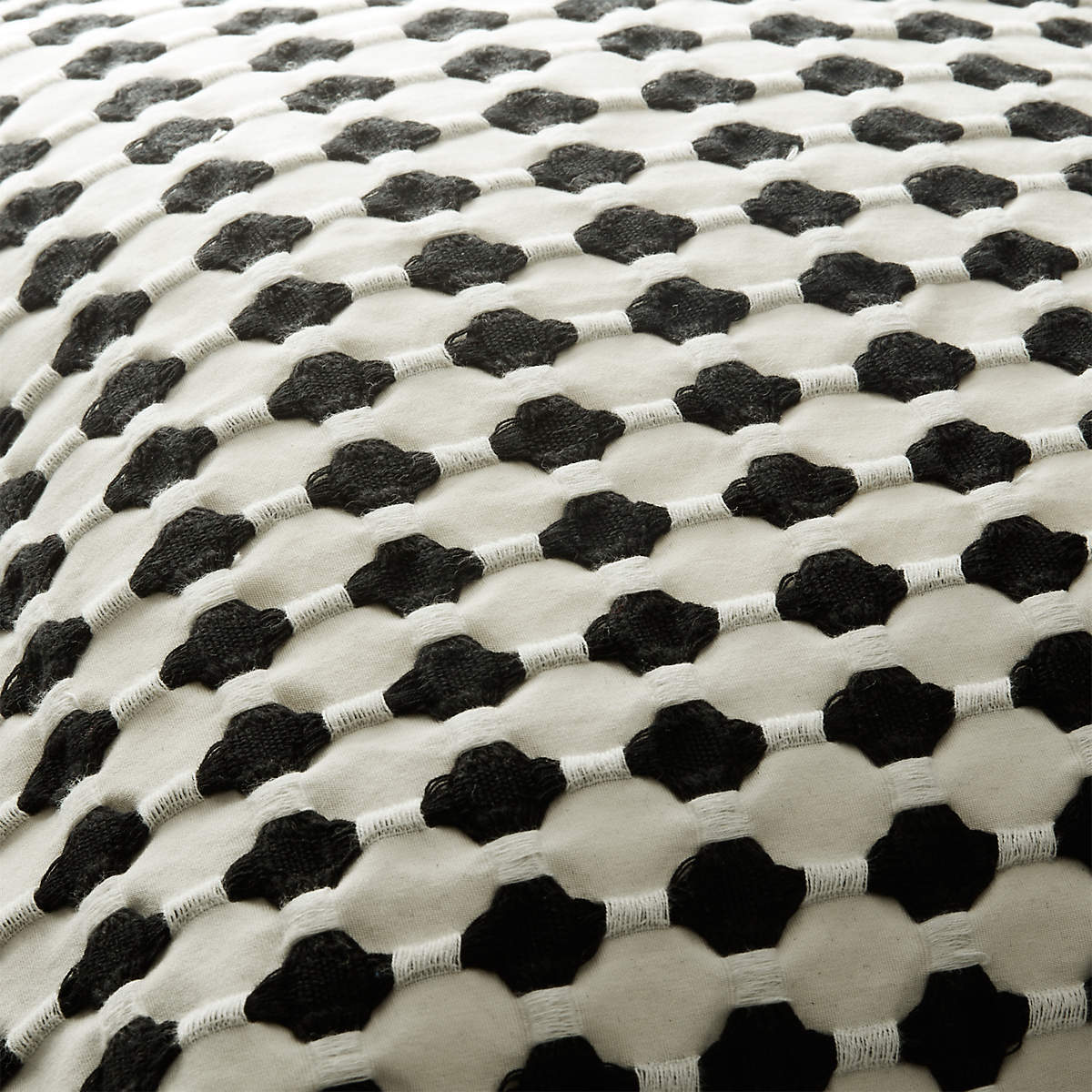 Estela Black And White Pillow With Down Alternative Insert thumbnail 3