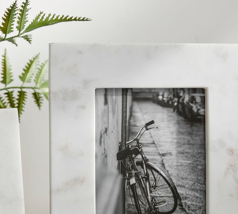 Handcrafted Marble Frame  thumbnail 3
