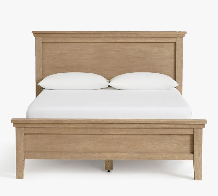 Farmhouse Canopy Bed thumbnail 3