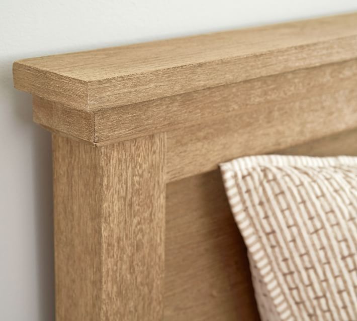 Farmhouse Canopy Bed thumbnail 5
